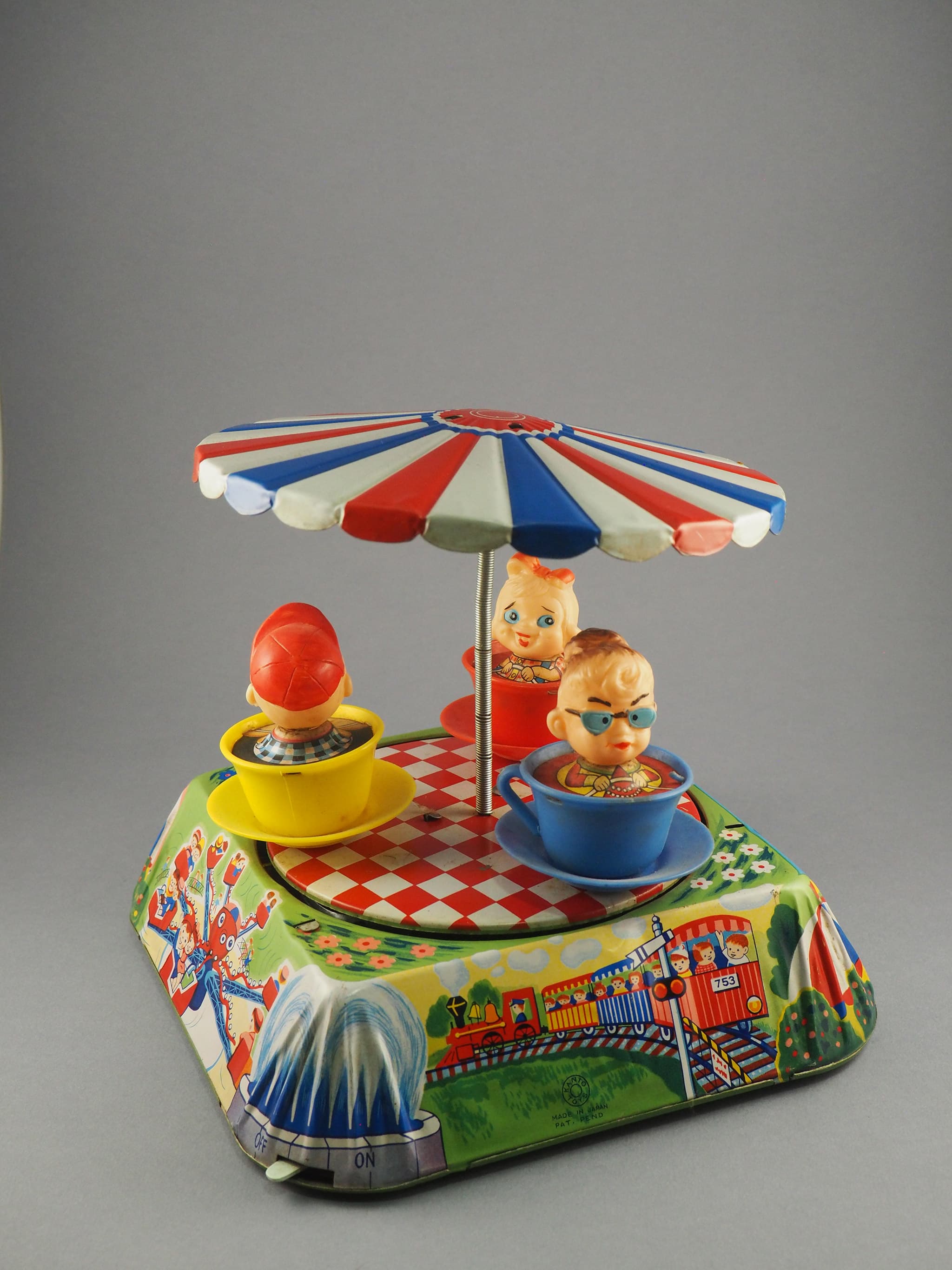 Funland Cup Ride
