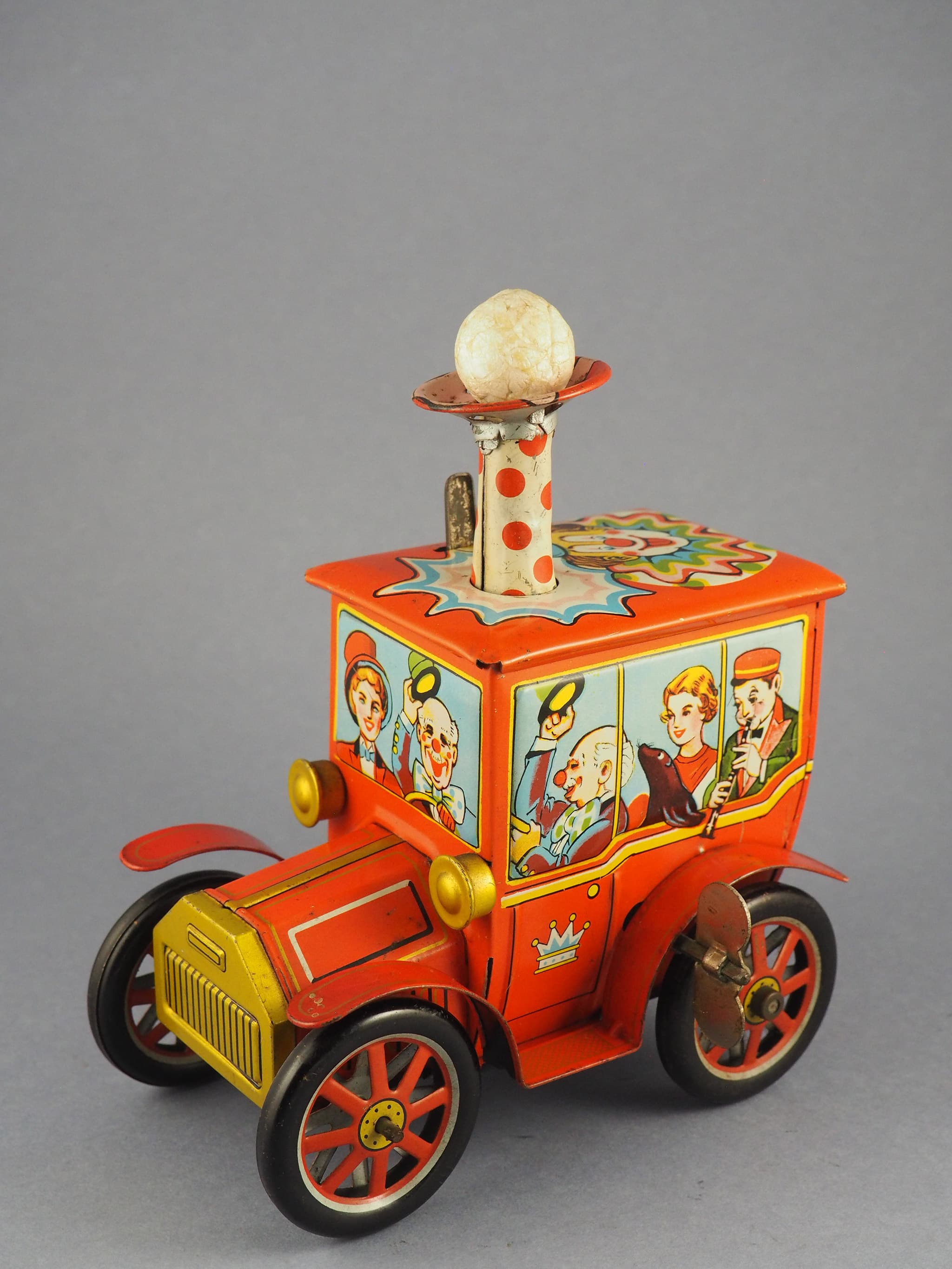Merry Ball Blower Circus Car