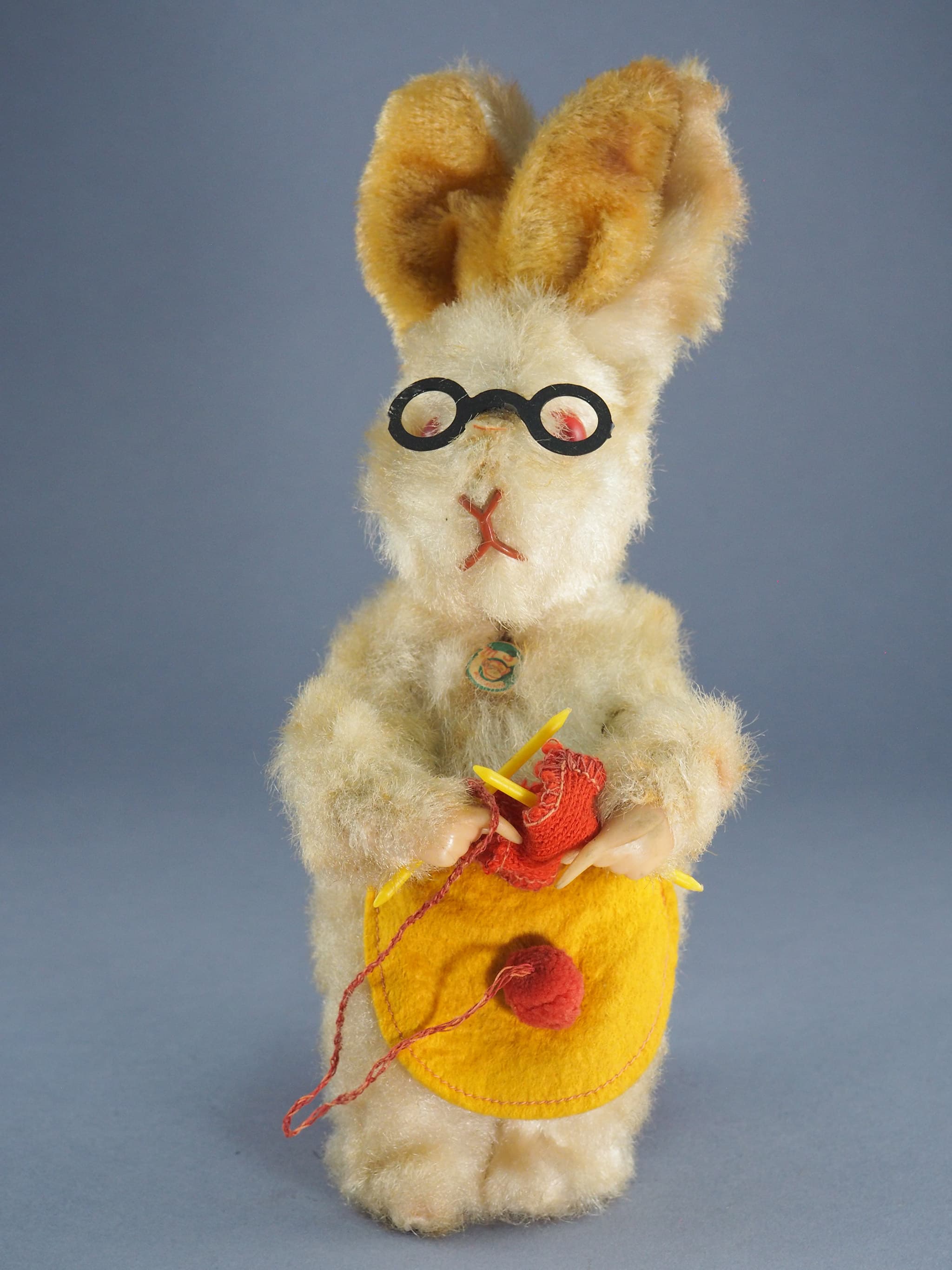 Knitting Rabbit