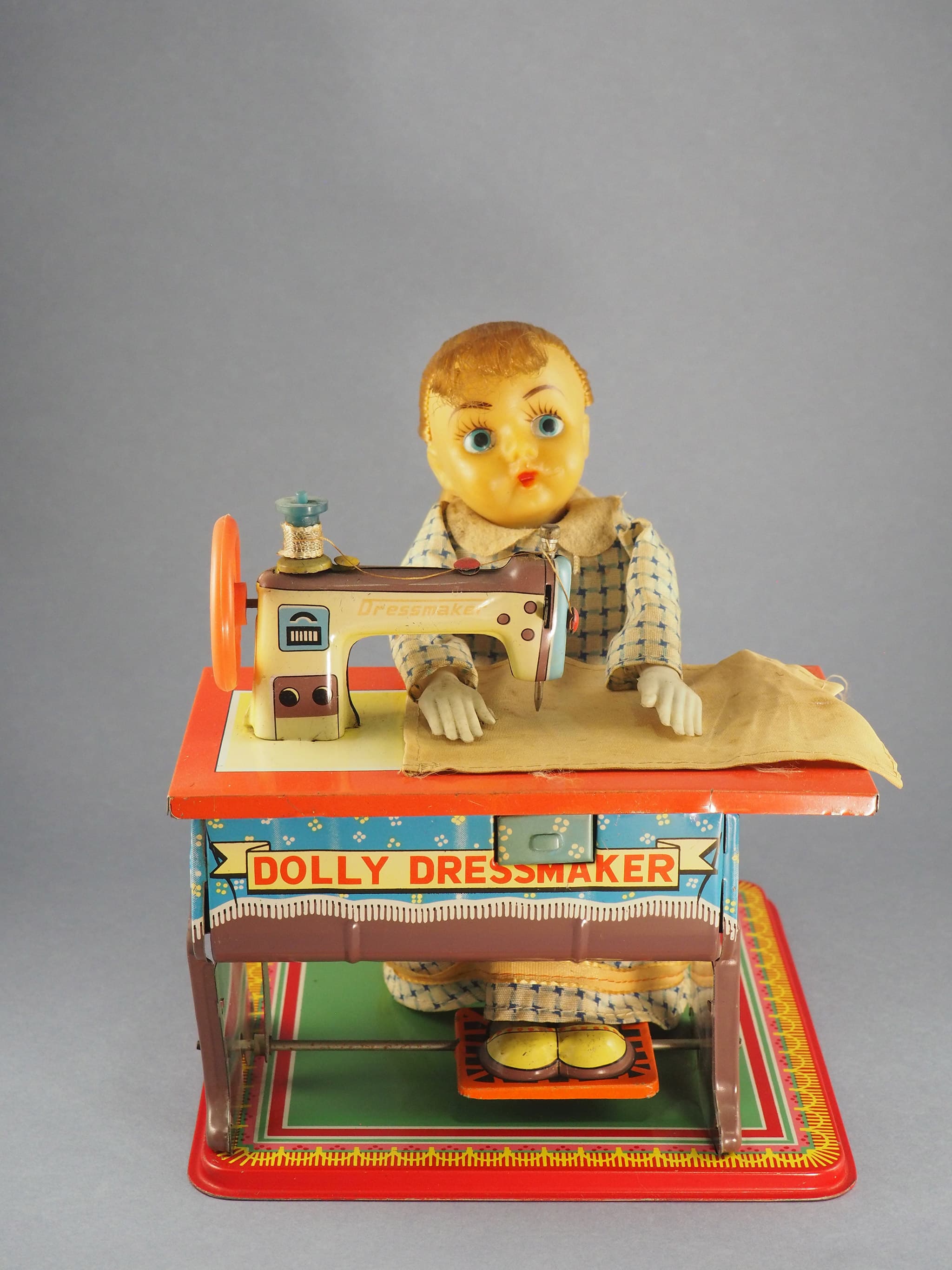 Dolly Dressmaker
