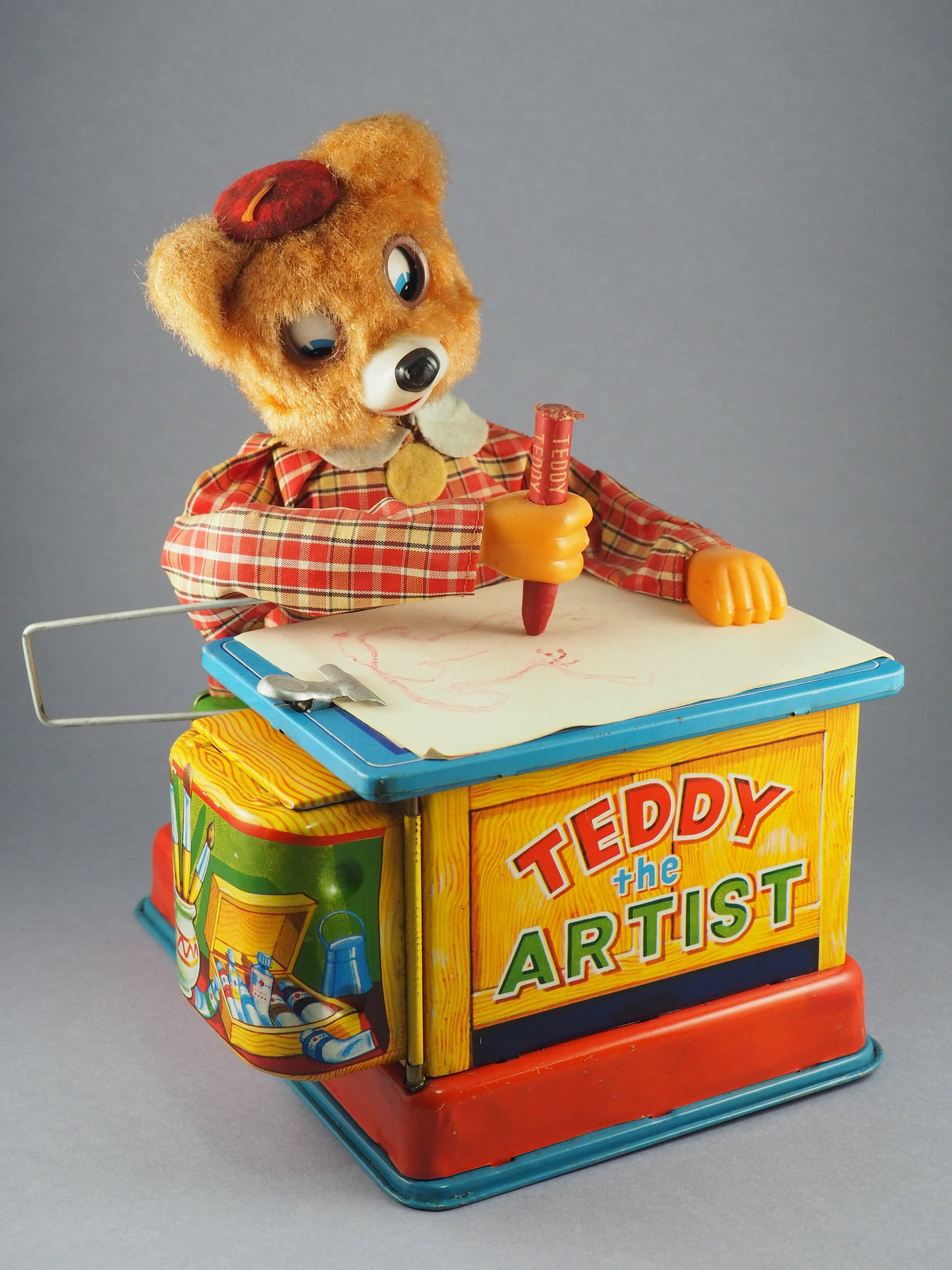 Teddy the Artist