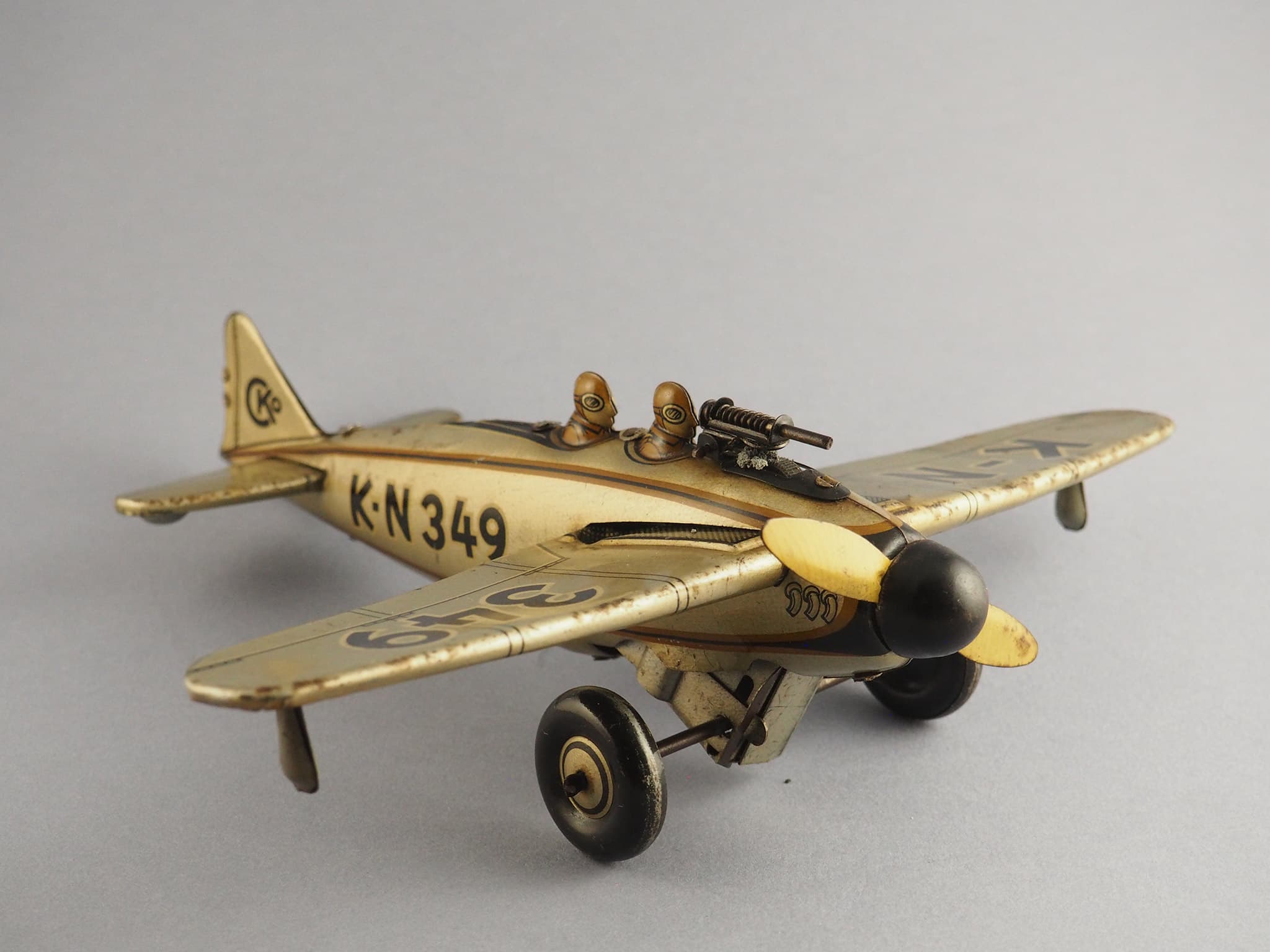 Shooting Warplane with Turning Propeller and Machine-Gun Sounds plus Varying Turning Motion