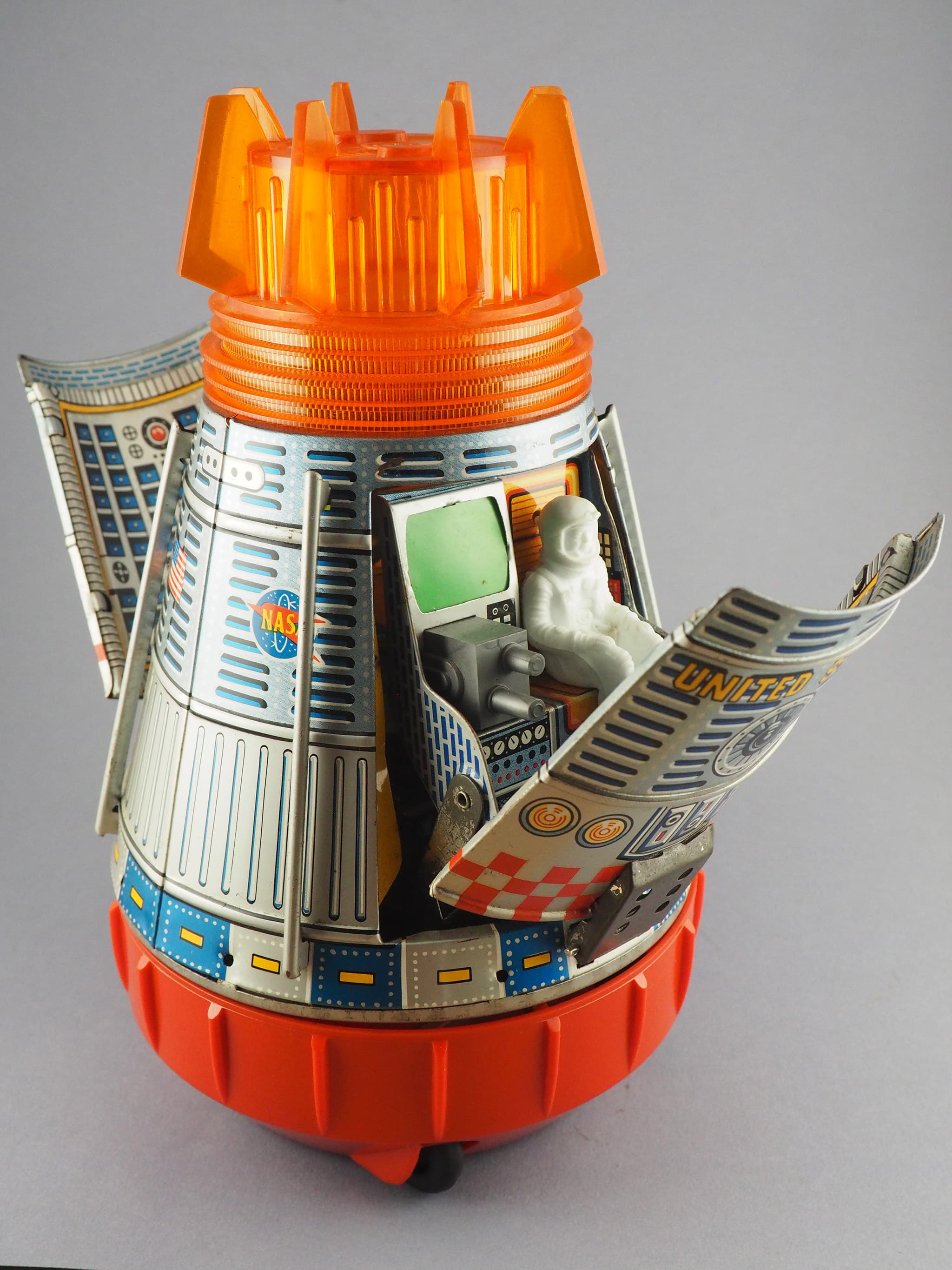 Super Space Capsule
