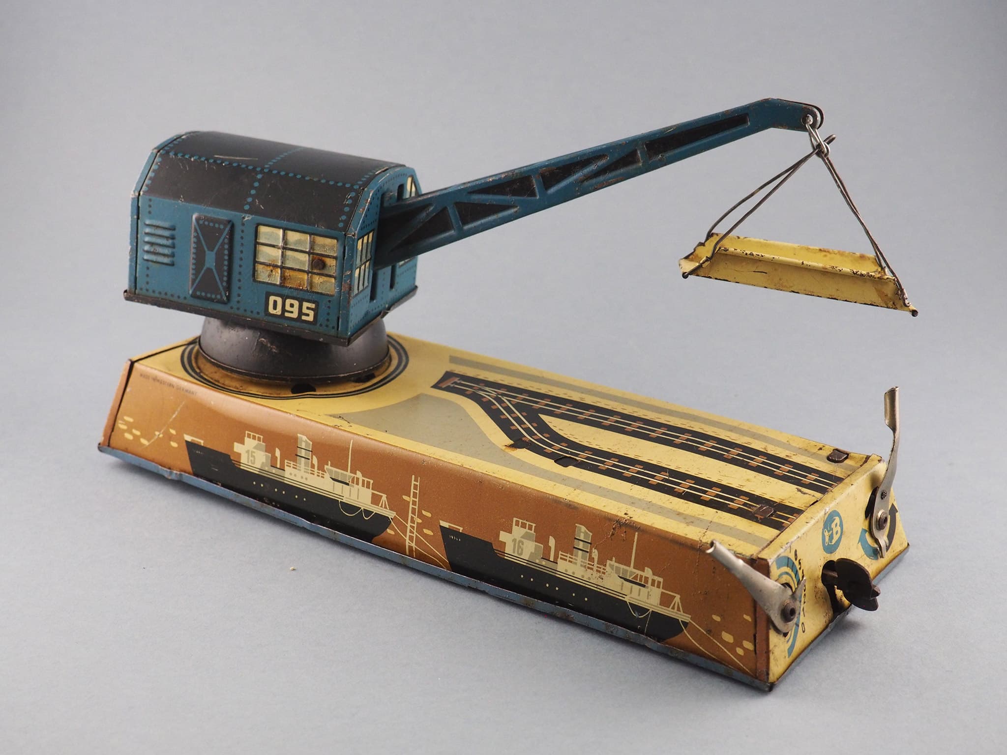 Automatic Dock-Yard Crane