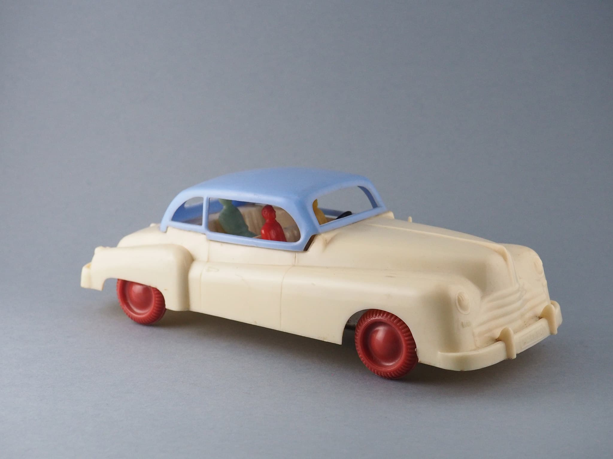 Automóvel