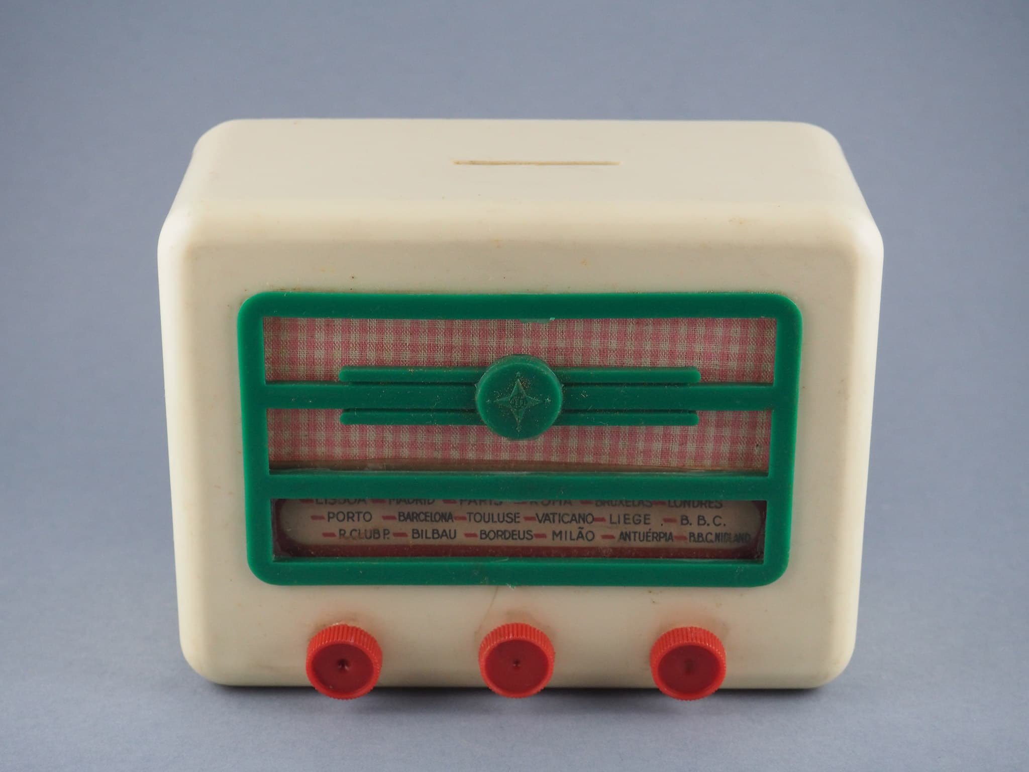 Rádio sem música