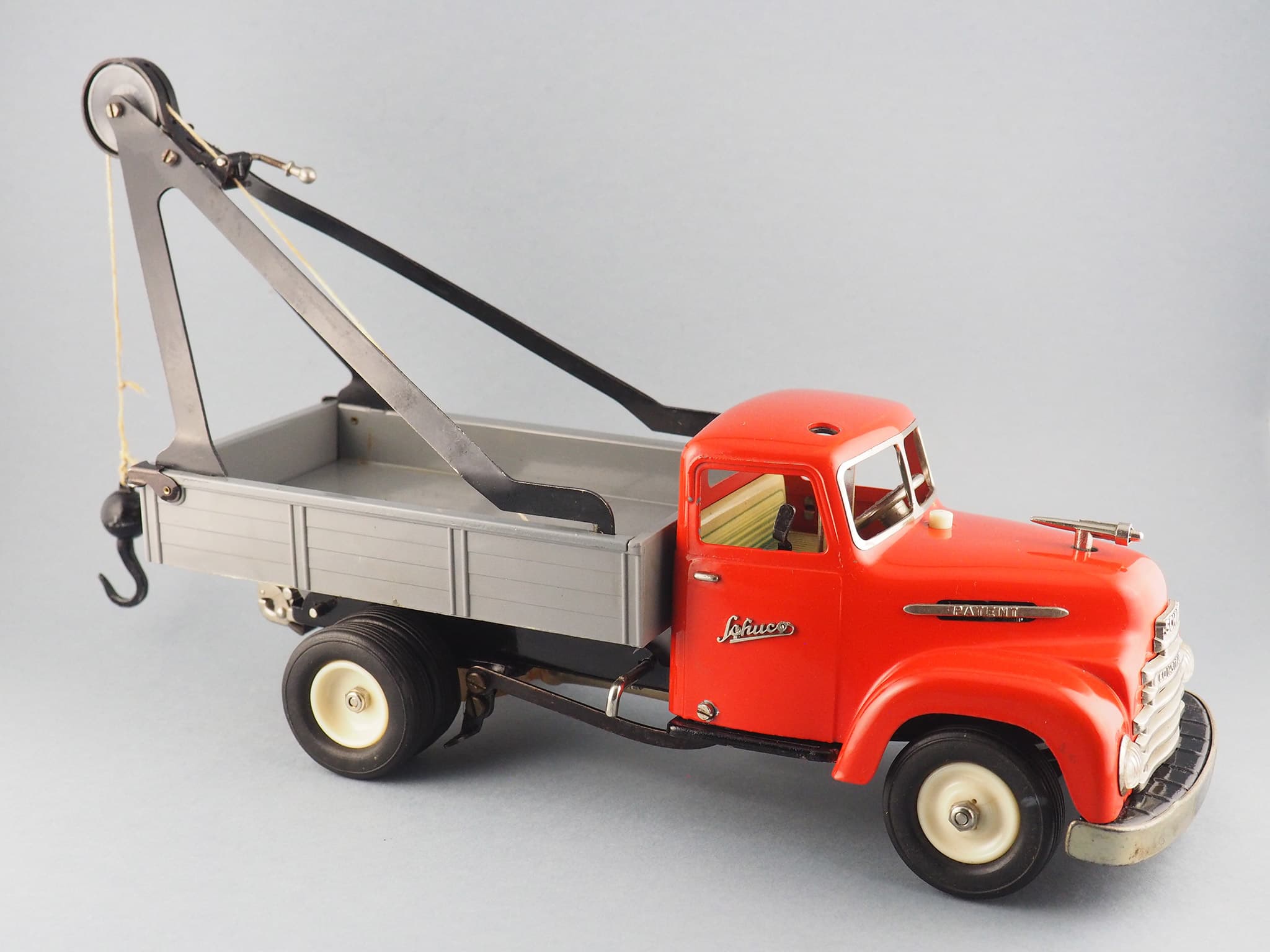 Elektro-Construction Tow Truck