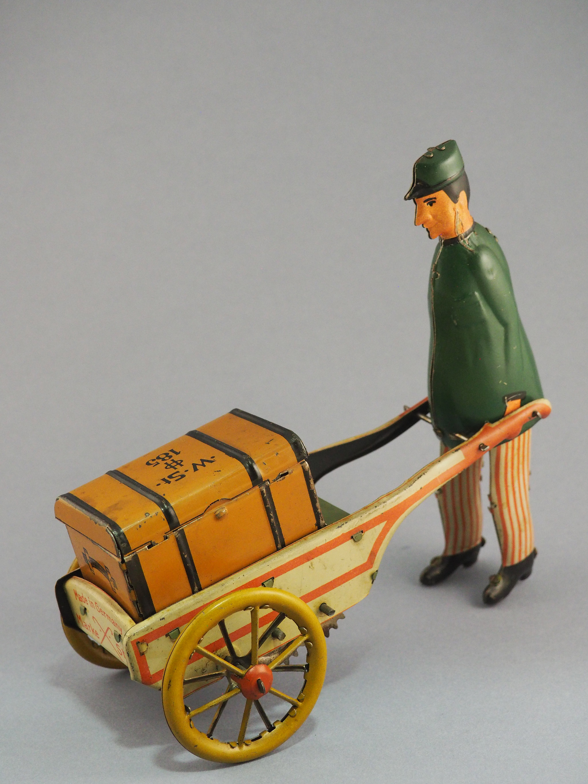 The Walking Trolleyman photo 2