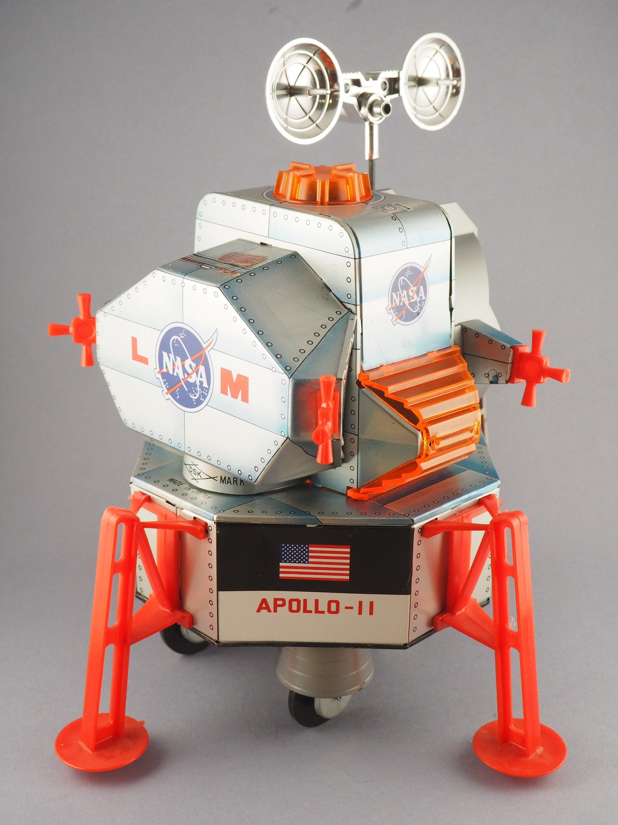 Apollo-11 American Eagle Lunar Module photo 2